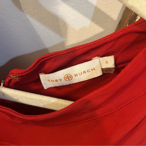 Tory Burch Dress Deeann Jersey Fluted-Hem in Red - Picture 3 of 4